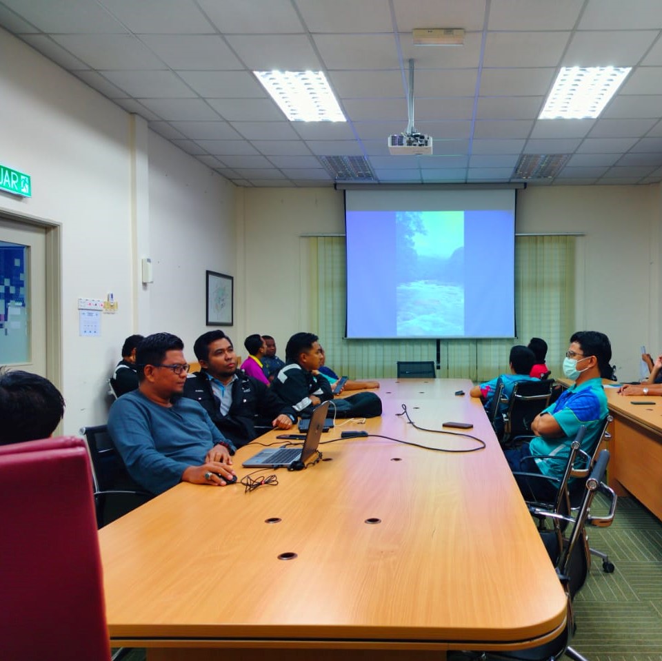 Sesi Perkongsian Bersama Encik Mohd Tahar bin Husin - Camping pada 03.02.2023